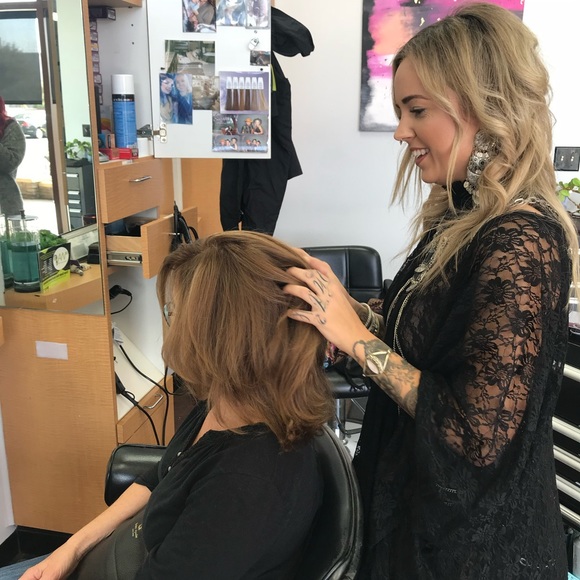 Meet your Posher, Lindsey - Picture 5 of 8